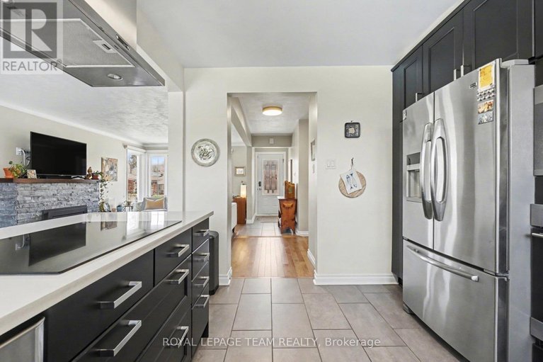 29641685/2149-dublin-avenue/bel-air-park/ottawa/ontario/K2C0X7_11