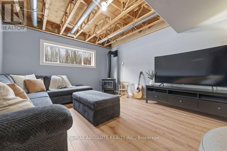 29122344/188-milton-stewart-avenue/mcnabbraeside-twps/mcnabbraeside/ontario/K7S0E1_22