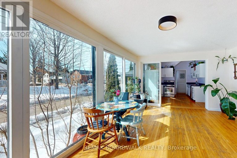 29446613/407-king-street-w/brockville/brockville/ontario/K6V3S8_15