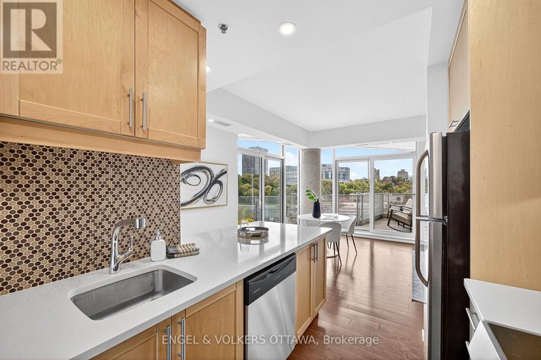 29240373/802-300c-lett-street/west-centre-town/ottawa/ontario/K1R0A8_21