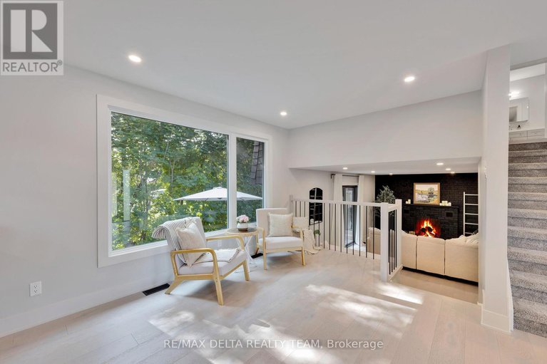 28875474/2556-gravelle-crescent/blackburn-hamlet/ottawa/ontario/K1B3A3_14