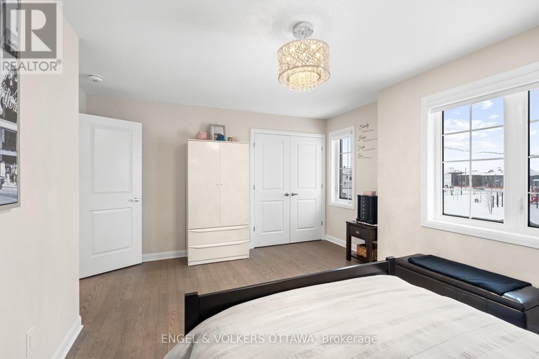 28163519/2053-wanderer-avenue/mahogany-community/ottawa/ontario/K4M0X1_30