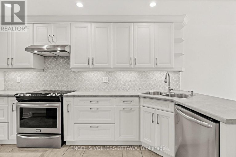 28479228/20-assiniboine-drive/borden-farmstewart-farmcarleton-heightsparkwood-hills/ottawa/ontario/K2E5R7_12