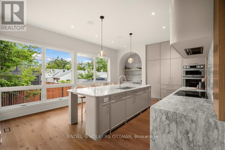 28526738/291-billings-avenue/alta-vistafaircrest-heights/ottawa/ontario/K1H5L2_19