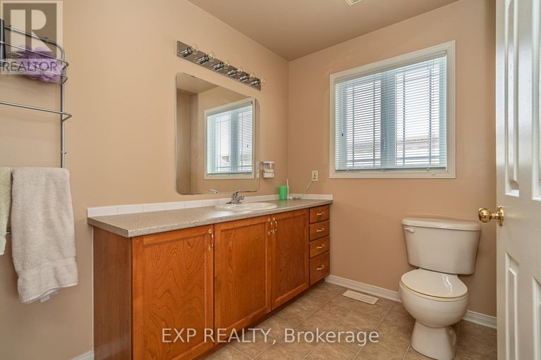 29098665/132-grovemont-drive/strandherd/ottawa/ontario/K2G6Z9_21