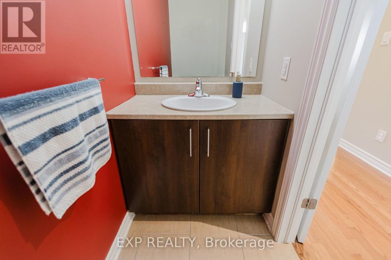 28568800/6083-north-bluff-drive/riverside-southgloucester-glen/ottawa/ontario/K1V2L6_7