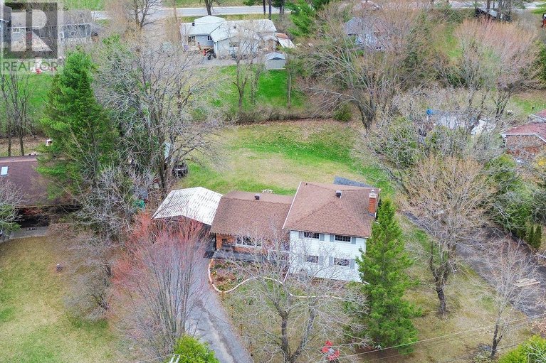29686450/250-poole-street/mcnabbraeside-twps/mcnabbraeside/ontario/K7S1J2_36