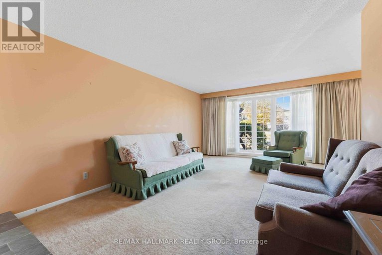 29053804/1884-elmridge-drive/beacon-hill-south/ottawa/ontario/K1J6R7_13