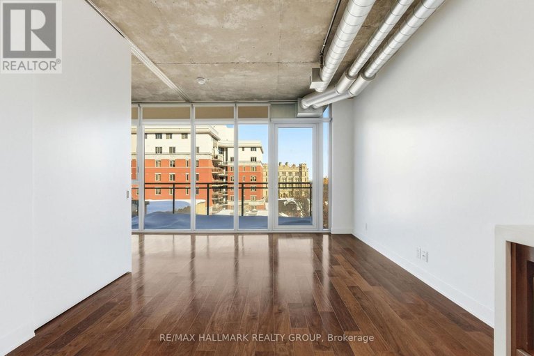 29362548/645-340-mcleod-street/ottawa-centre/ottawa/ontario/K2P1A4_21