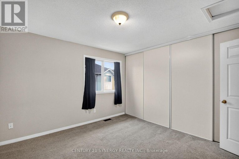 29074489/21-scout-street/central-park/ottawa/ontario/K2C4B9_33