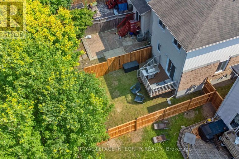 28613596/11-baton-court/katimavik/ottawa/ontario/K2L4C8_24
