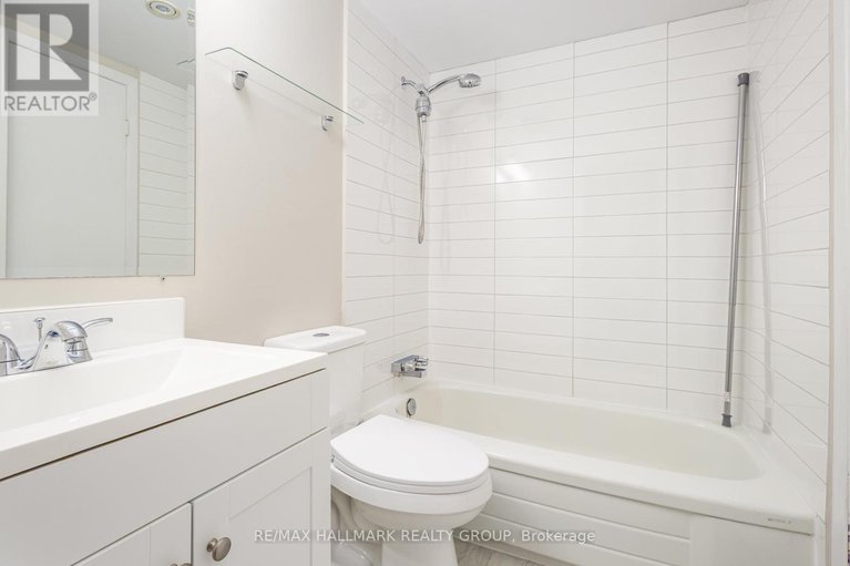 28992413/c-205-woodfield-drive/tanglewood/ottawa/ontario/K2G4P2_15