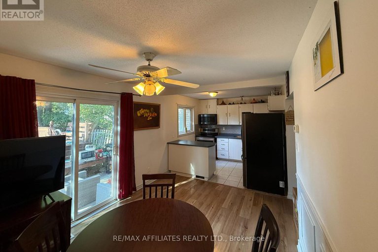 28764213/295-pintail-terrace/chatelaine-village/ottawa/ontario/K1E1Z9_11