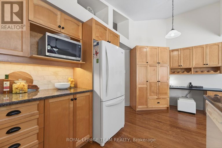 29403443/81-waterthrush-crescent/bridlewood/ottawa/ontario/K2M2V1_27