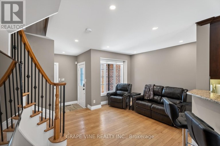 29672102/142-college-circle/castle-heights/ottawa/ontario/K1K4S1_8