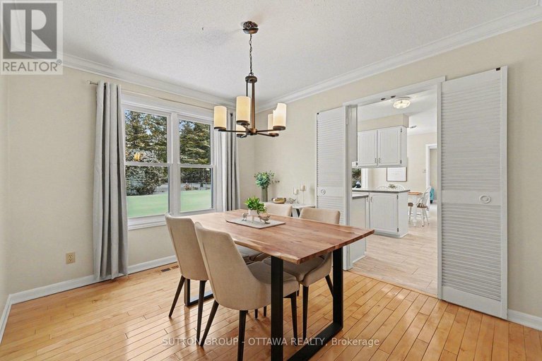 29227588/265-mcclellan-road/arlington-woods/ottawa/ontario/K2H8N7_12