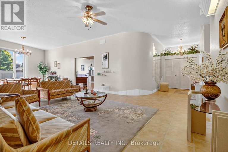 29023437/7-eagle-chase-court/cedargrovefraserdale/ottawa/ontario/K2J3N5_9
