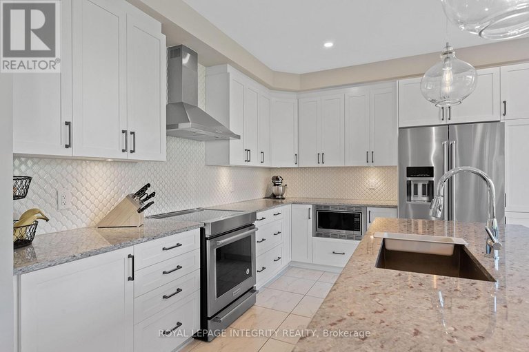 29595404/49-hawks-landing-crescent/stittsville-north/ottawa/ontario/K2S1W1_16