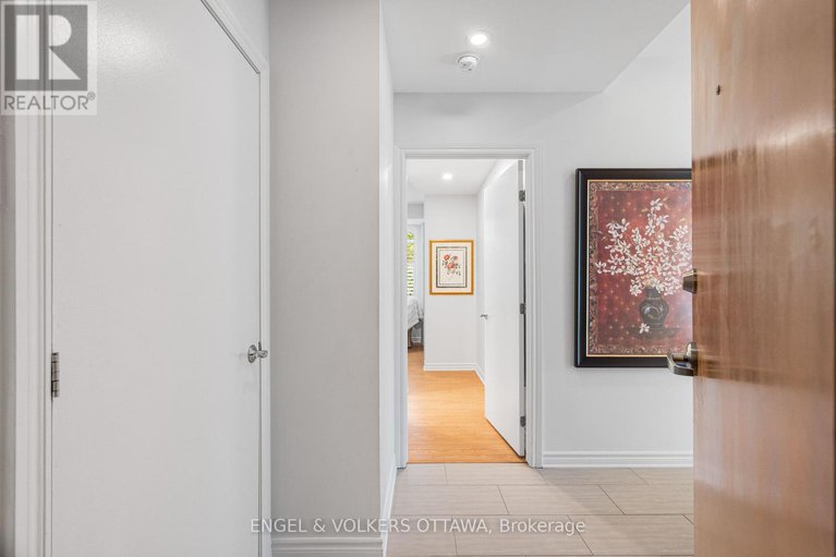 28851368/206-205-bolton-street/lower-townbyward-market/ottawa/ontario/K1N1K7_3