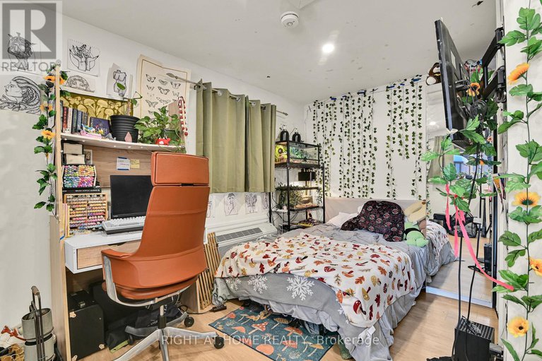 29368223/95-templeton-street/sandy-hill/ottawa/ontario/K1N6X4_26