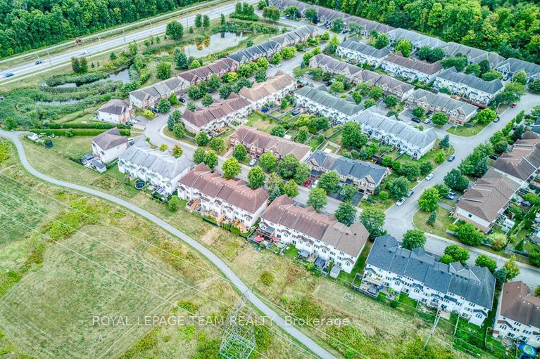 28808574/292-forestbrook-street/morgans-grantsouth-march/ottawa/ontario/K2K0B9_41