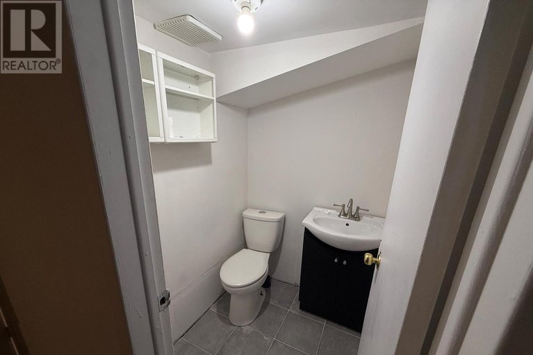 29238699/712-mathieu-way/fallingbrookpineridge/ottawa/ontario/K4A2S5_20