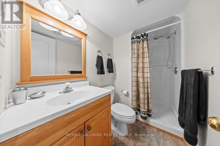 29030486/67-mattawa-crescent/bridlewood/ottawa/ontario/K2M2E8_31