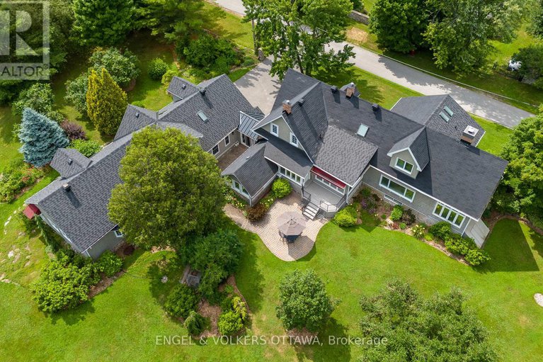 28738761/233-strathburn-street/almonte/mississippi-mills/ontario/K0A1A0_45