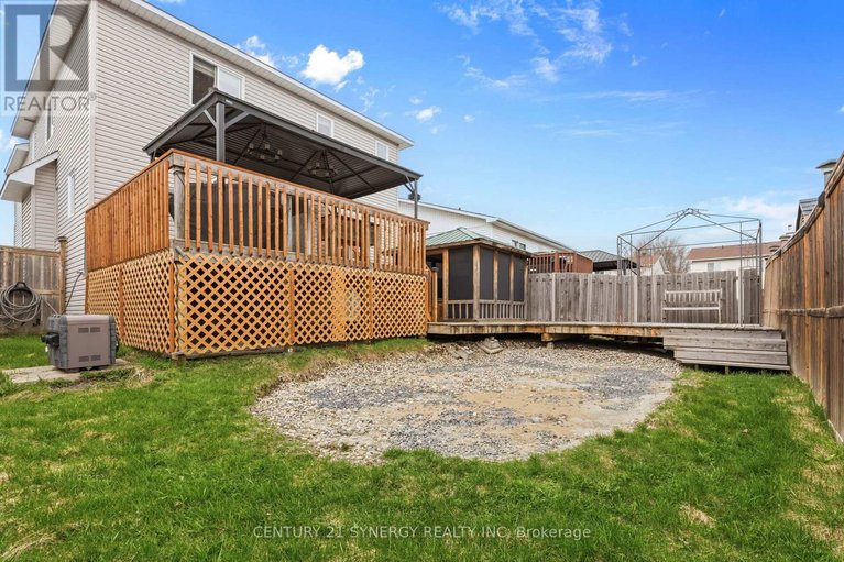 29678242/207-stiver-street/village-of-russell/russell/ontario/K4R1G9_43