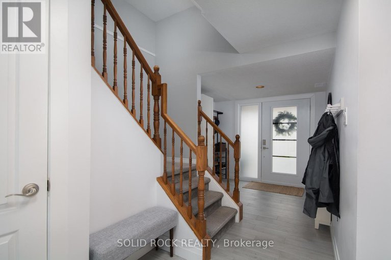 28302487/5-weybridge-drive/cedargrovefraserdale/ottawa/ontario/K2J4A1_7