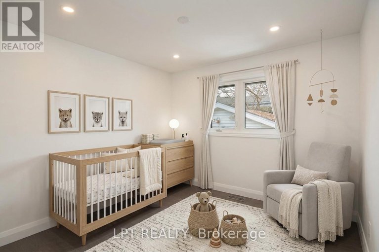 29606503/2317-elmira-drive/parkway-park/ottawa/ontario/K2C1H3_28