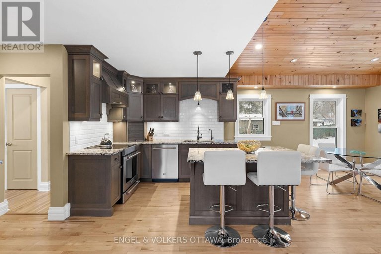 29610201/1105-edward-street/manotick-long-island-nicholls-island/ottawa/ontario/K4M1G8_6