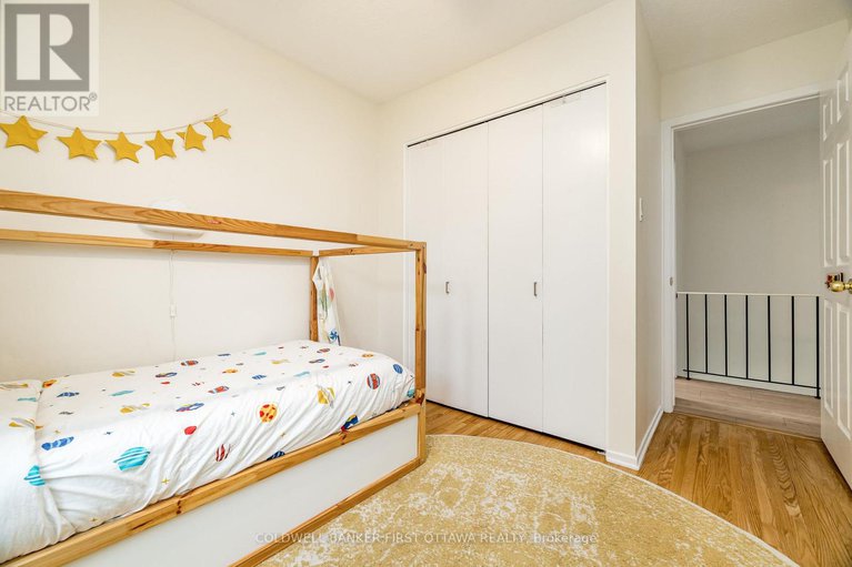 28497718/55-345-kintyre-private/carleton-square/ottawa/ontario/K2C3M6_23