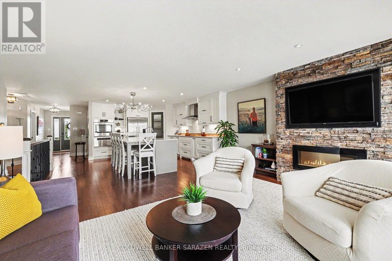 29411595/518-kilburn-street/almonte/mississippi-mills/ontario/K0A1A0_7