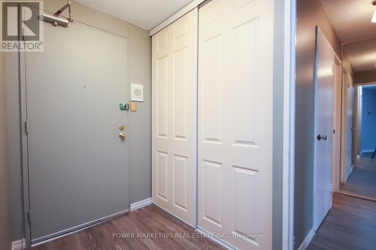 28098292/1604-1081-ambleside-drive/woodroffe/ottawa/ontario/K2B8C8_8