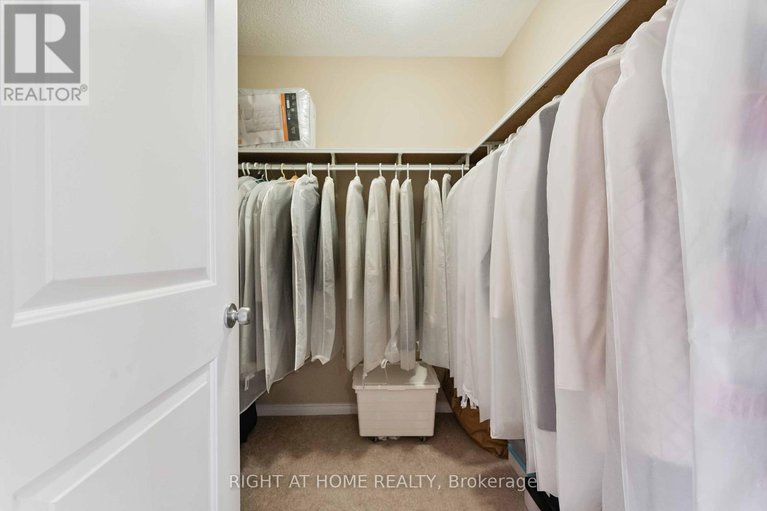 28585607/905-caldermill-private/stonebridge/ottawa/ontario/K2J0Z8_15