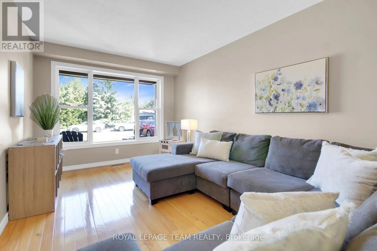 28874941/18-victor-street/stittsville-central/ottawa/ontario/K2S1H9_11