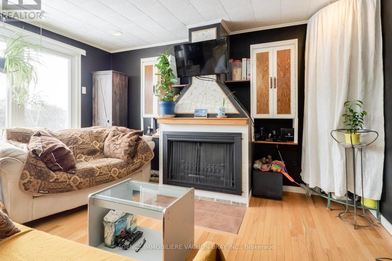 27872677/22197-parkhill-circle/south-glengarry-lancaster-twp/south-glengarry/ontario/K0C1Z0_7