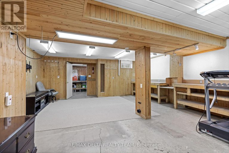 28543683/1591-winterport-way/fallingbrookpineridge/ottawa/ontario/K4A4C2_42