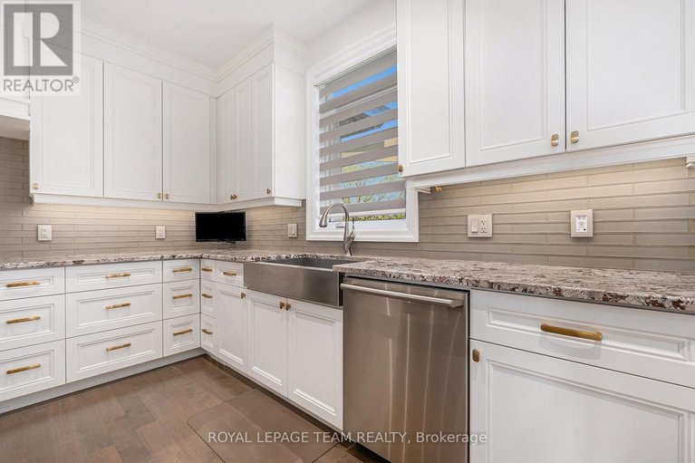 29059009/212-cabrelle-place/manotick-village-manotick-estates/ottawa/ontario/K4M0A9_13