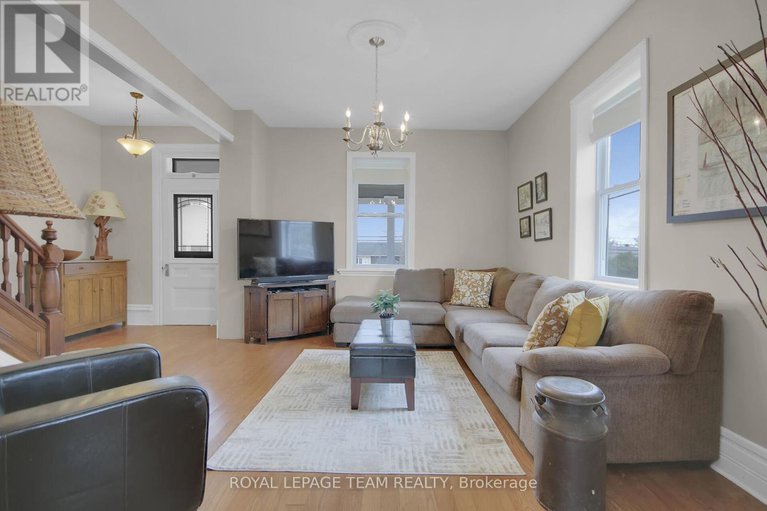 28403299/1456-meadow-drive/greely/ottawa/ontario/K4P1B1_9
