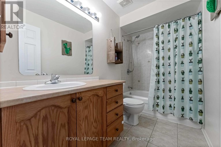 29060166/7-fairpark-drive/barrhaven-east/ottawa/ontario/K2G6X1_31