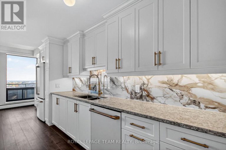 28946102/25092510-515-st-laurent-boulevard/viscount-alexander-park/ottawa/ontario/K1K3X5_9