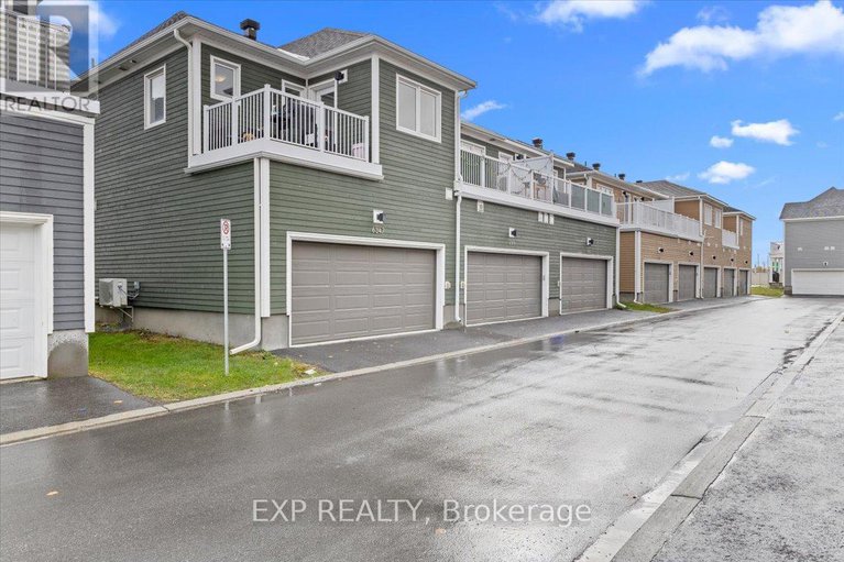 29026864/6347-perth-street/btwn-franktown-rd-fallowfield-rd/ottawa/ontario/K0A2Z0_3