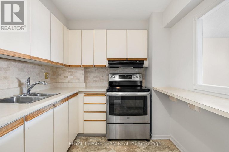 29364412/1101-1081-ambleside-drive/woodroffe/ottawa/ontario/K2B8C8_11