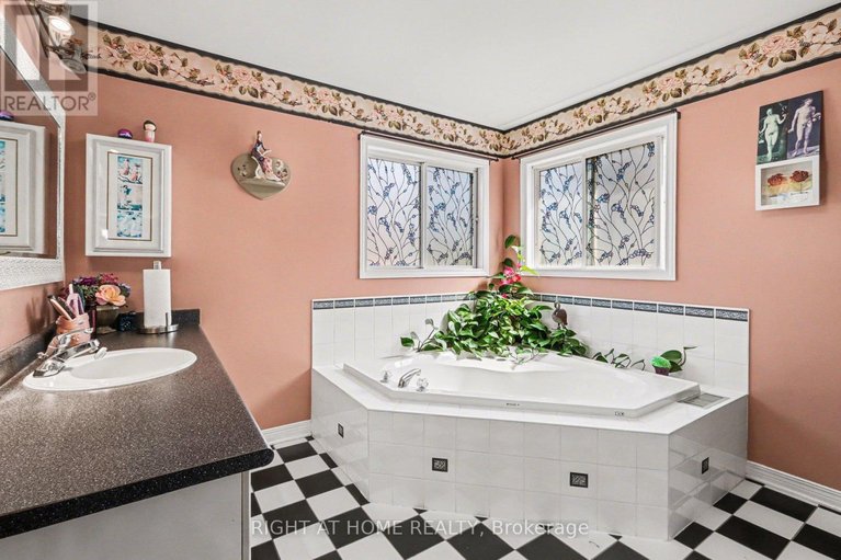 29649232/257-stoneway-drive/barrhaven-east/ottawa/ontario/K2G6E9_32