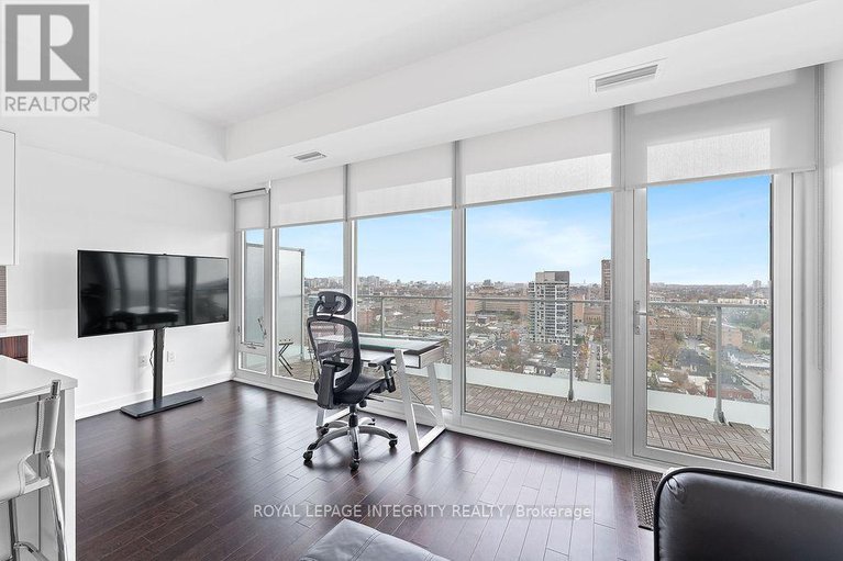 29110736/1908-111-champagne-avenue-s/west-centre-town/ottawa/ontario/K1S5V3_24