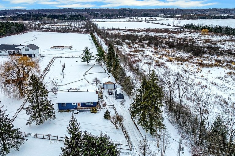 29451023/3304-old-highway-17/clarencerockland-twp/clarence-rockland/ontario/K4K1W3_1