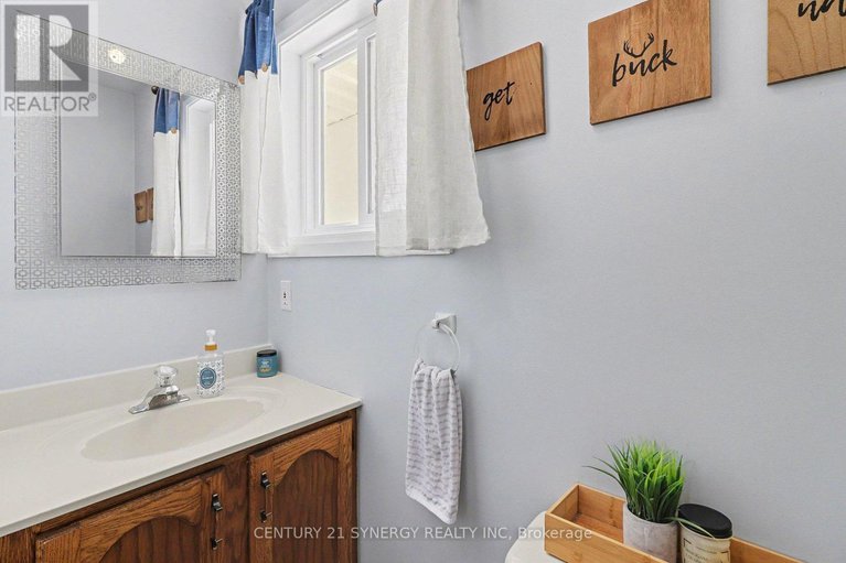 29365136/2290-valley-street/moose-creek/north-stormont/ontario/K0C1W0_17