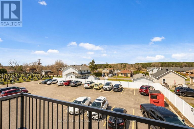 29671641/208-1026-laurier-street/town-of-rockland/clarence-rockland/ontario/K4K1V6_20